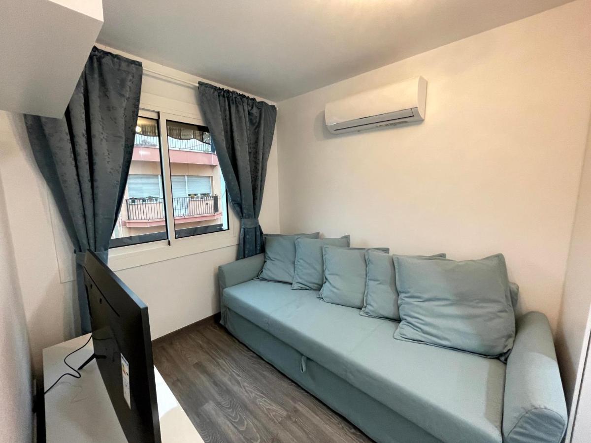 Sant Adria Beach Apartment Wi-Fi Parking Free Sant Adria de Besos Exterior foto