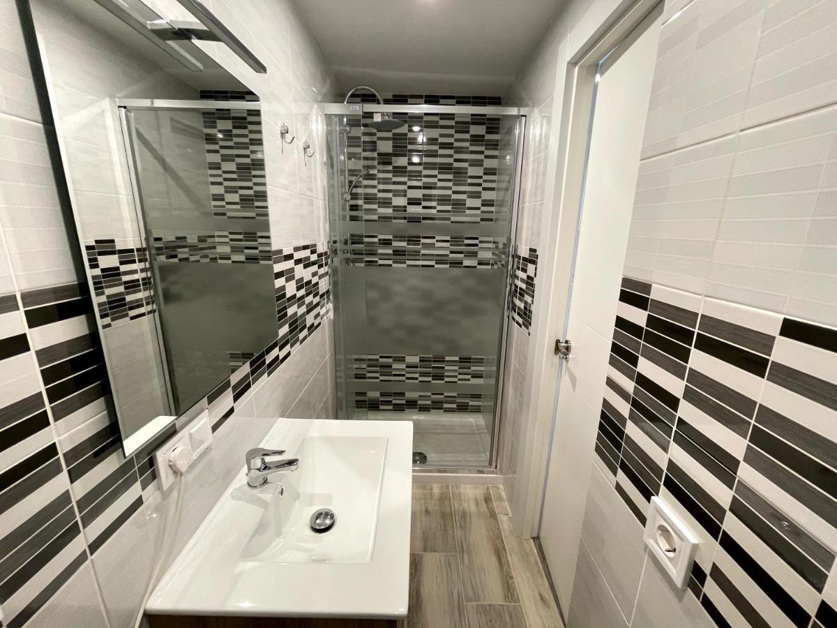 Sant Adria Beach Apartment Wi-Fi Parking Free Sant Adria de Besos Exterior foto