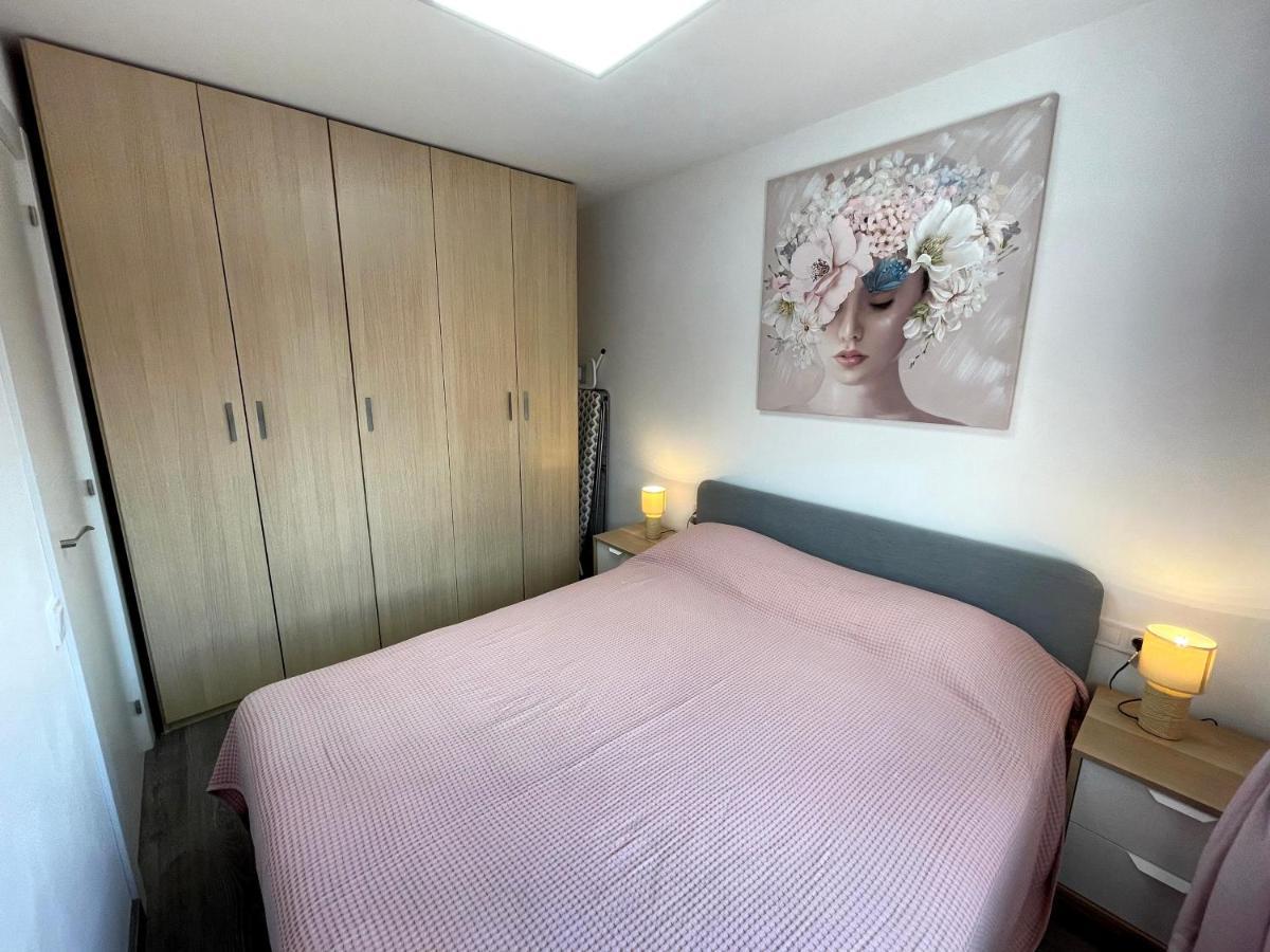 Sant Adria Beach Apartment Wi-Fi Parking Free Sant Adria de Besos Exterior foto