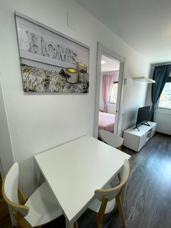 Sant Adria Beach Apartment Wi-Fi Parking Free Sant Adria de Besos Exterior foto